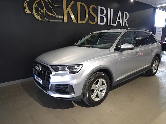Audi Q7 2020 photo 2