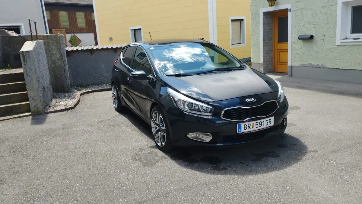 Kia Ceed 2014 photo 3