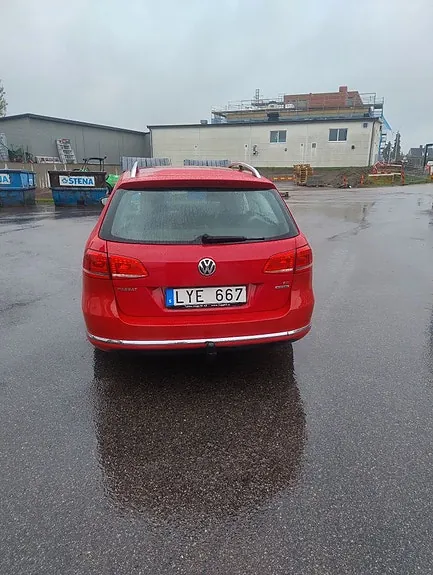 Volkswagen Passat 2012 photo 4