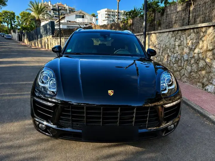 Porsche Macan S
