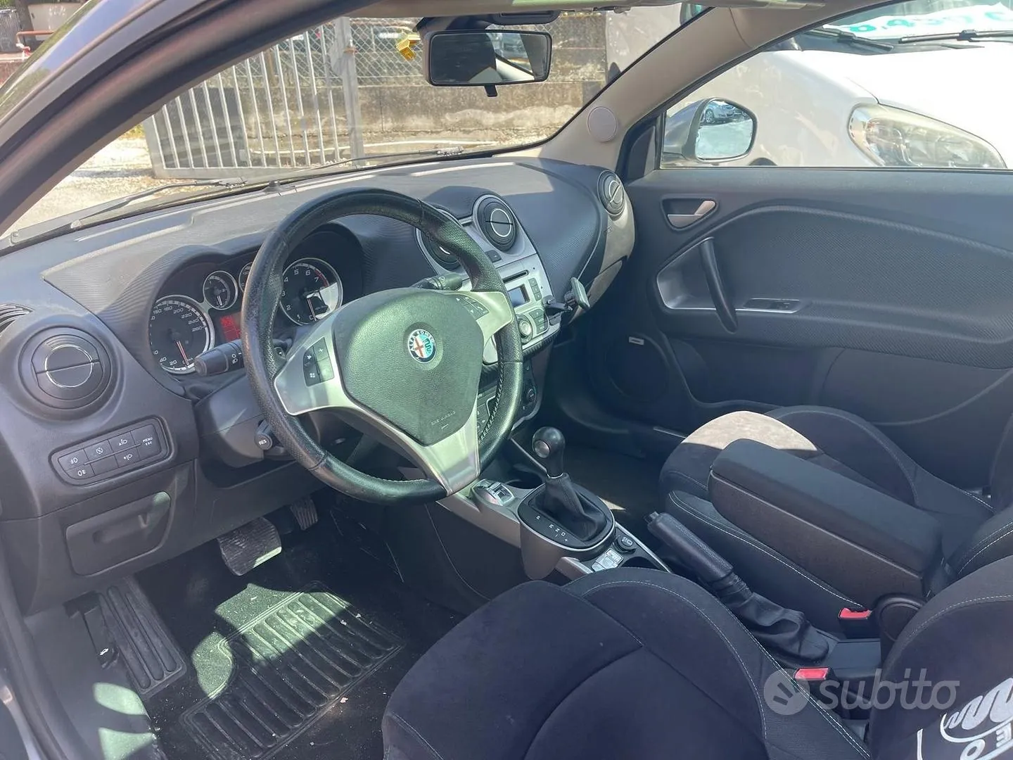 Alfa Romeo Mito 2010 photo 5