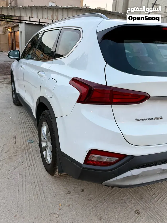 Hyundai Santa Fe 2020 photo 3