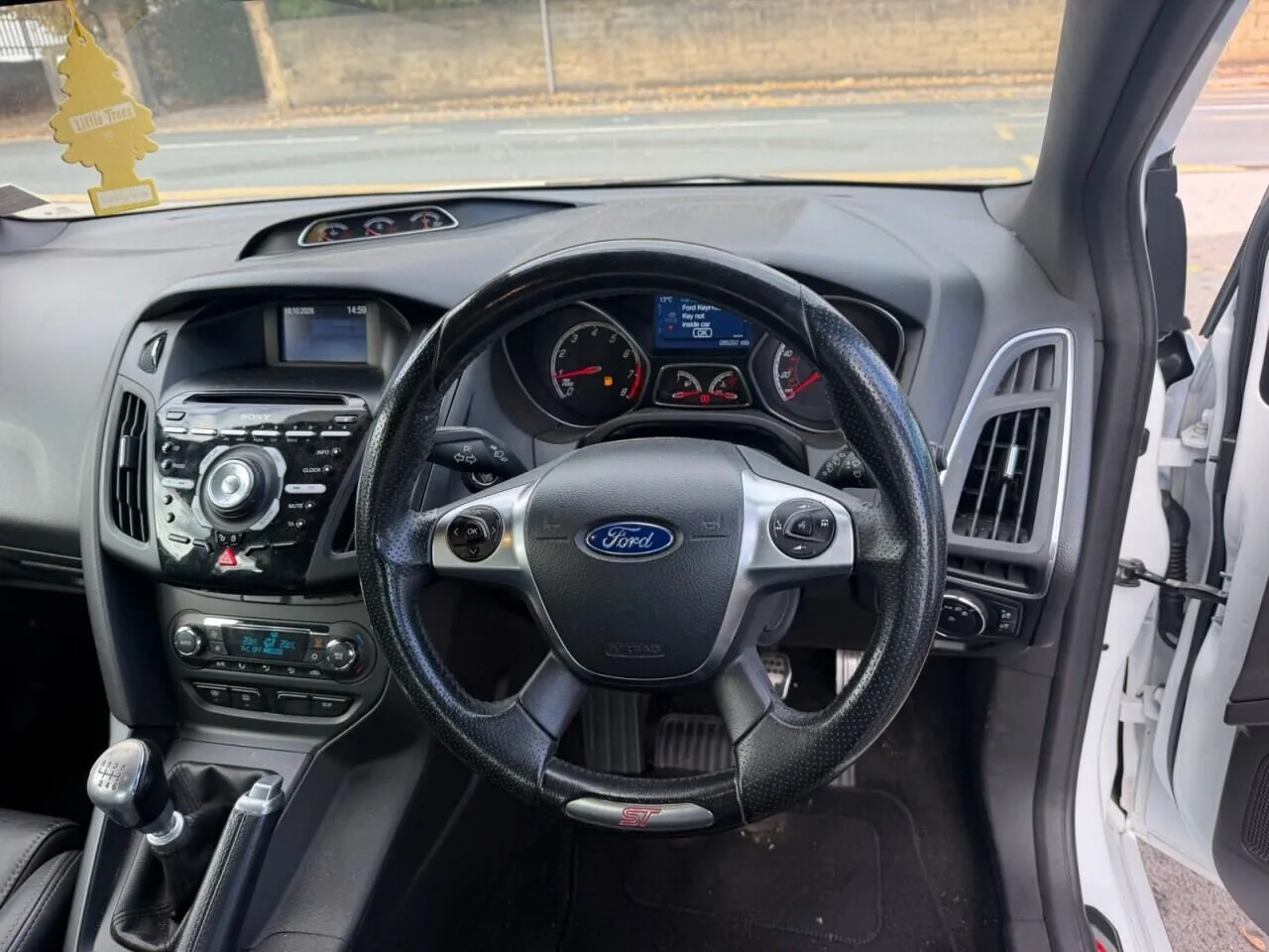 Ford Focus 2014 photo 4