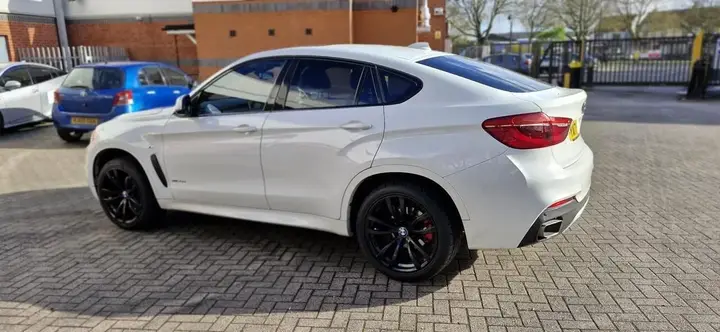 BMW X6