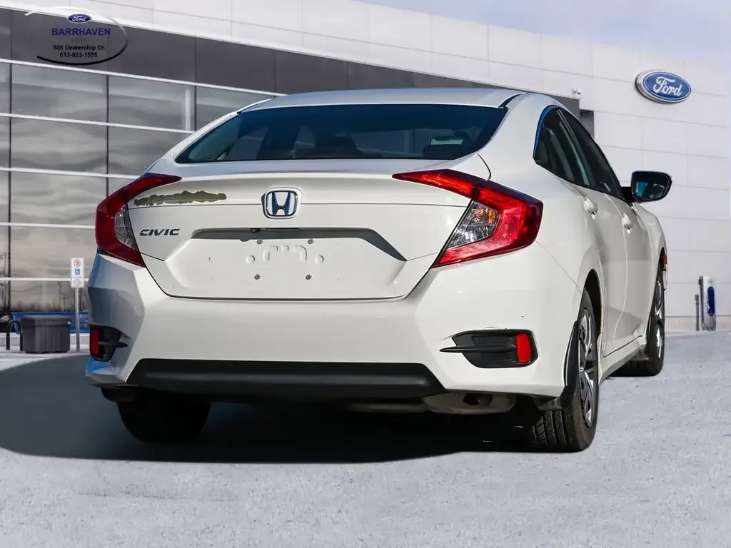 Honda Civic 2016 photo 4