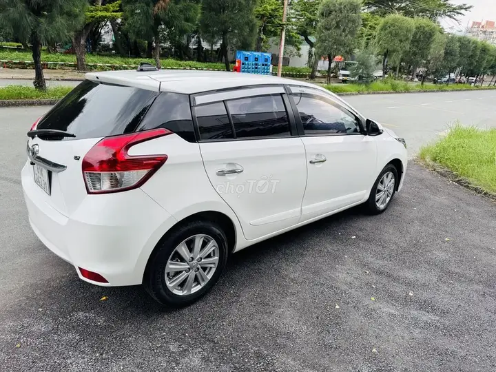 Toyota Yaris 2016 photo 2
