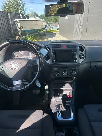Volkswagen Tiguan 2009 photo 3