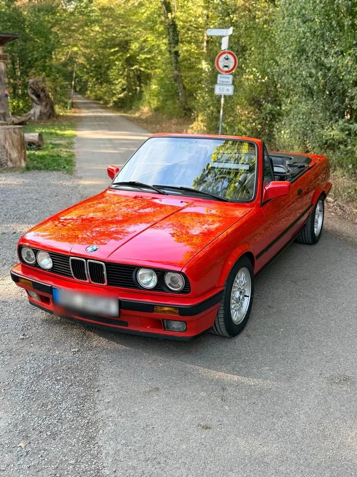 BMW 320 E30