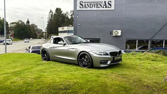 BMW Z4 2010 photo 2