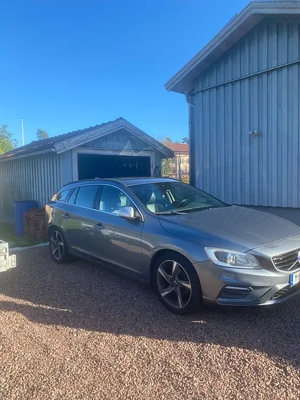 Volvo V60 2016 photo 2