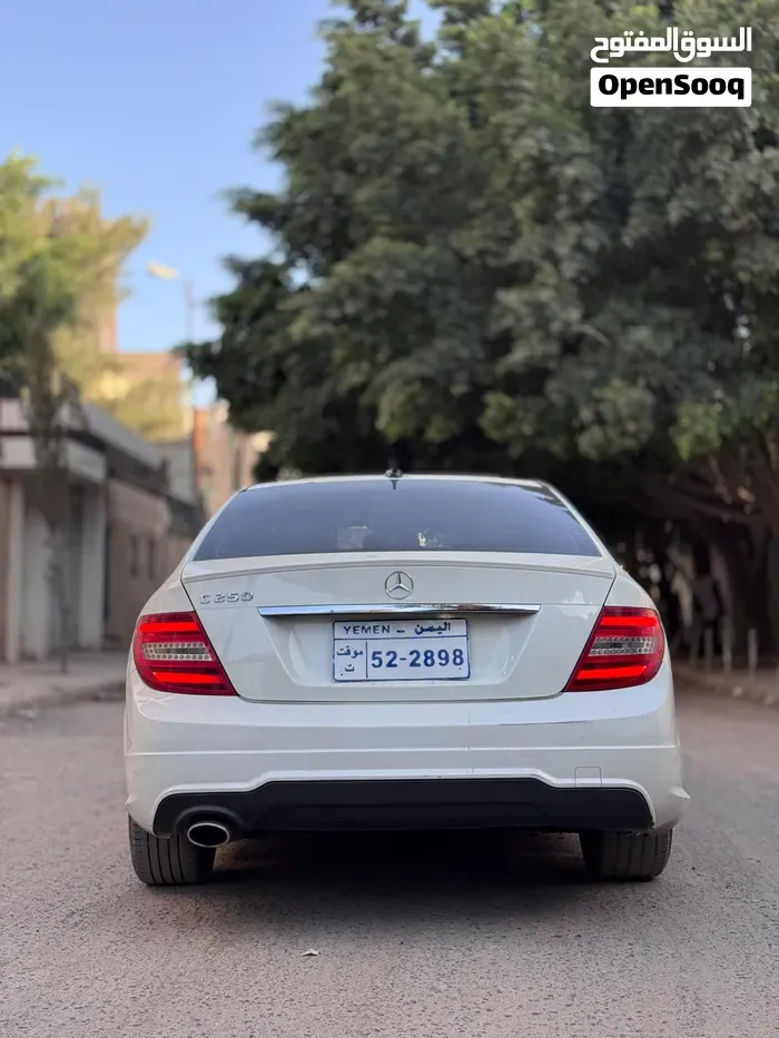 Mercedes-Benz C-Class 2013 photo 4