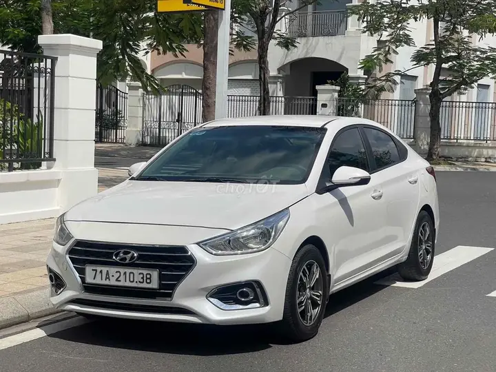 Hyundai Accent 2018 photo 5