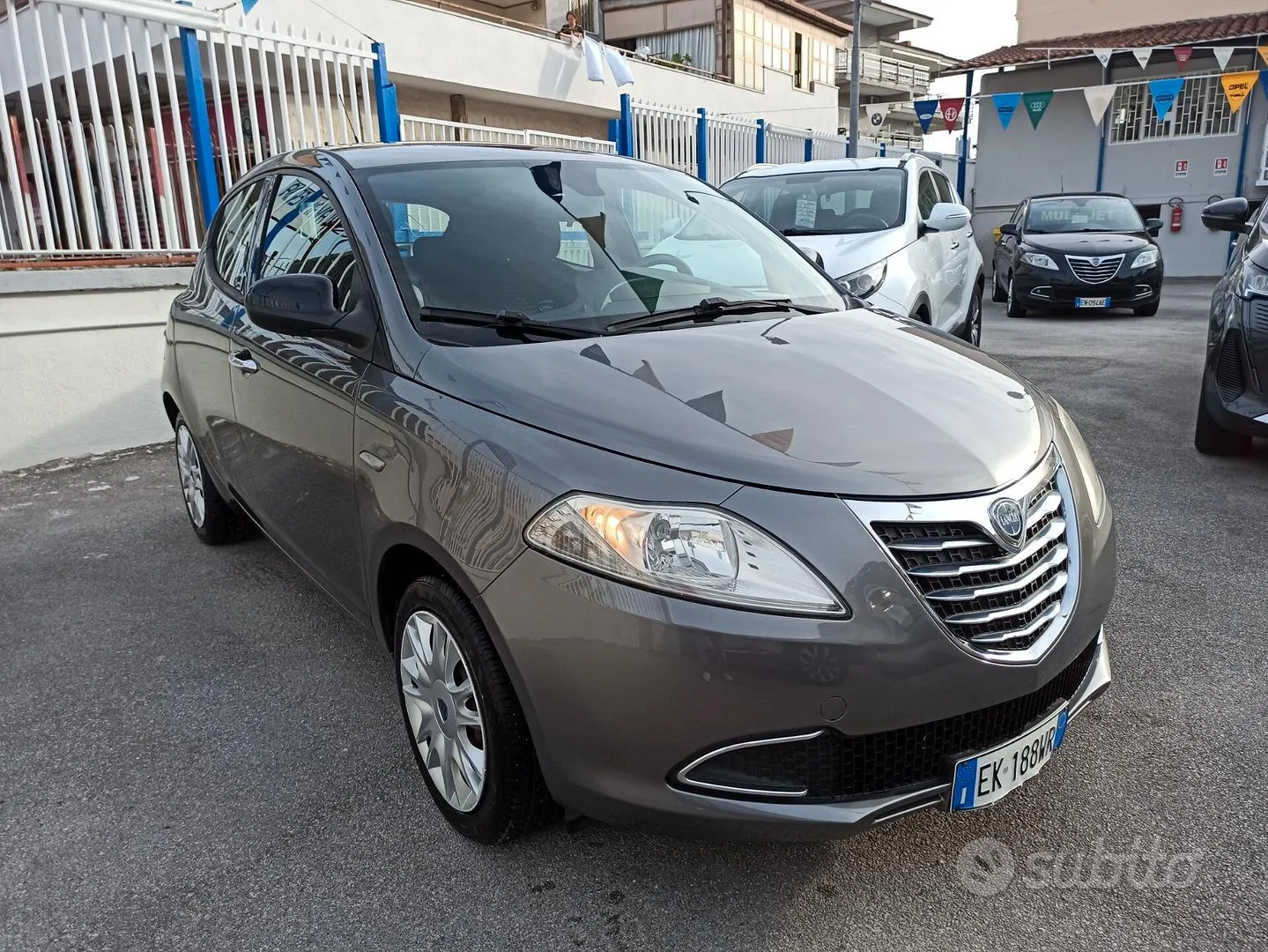 Lancia Ypsilon 2011 photo 2