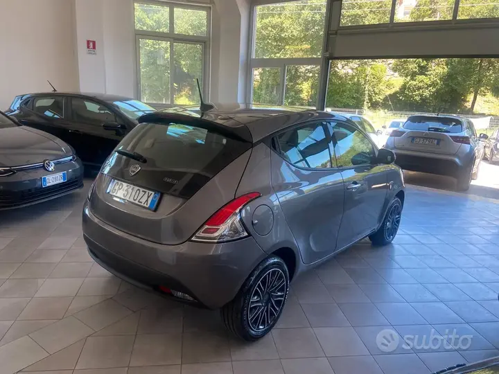 Lancia Ypsilon 2023 photo 5