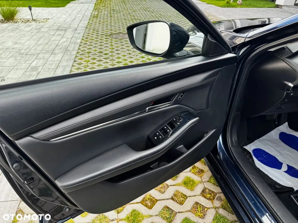Mazda 3 2019 photo 3