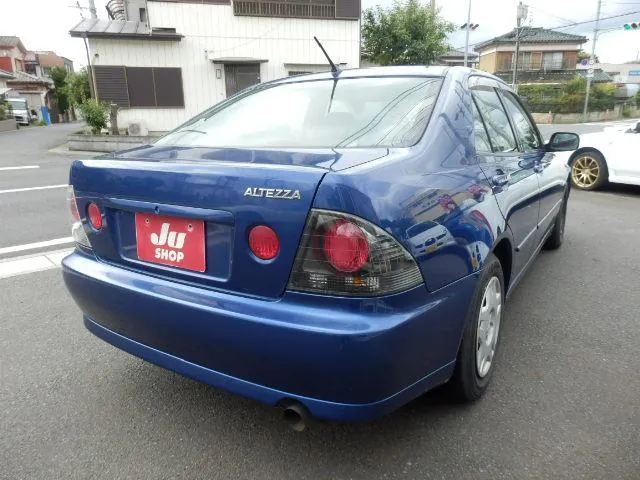 Toyota Altezza 2002 photo 5