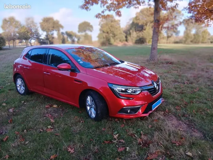 Renault Megane 2017 photo 2