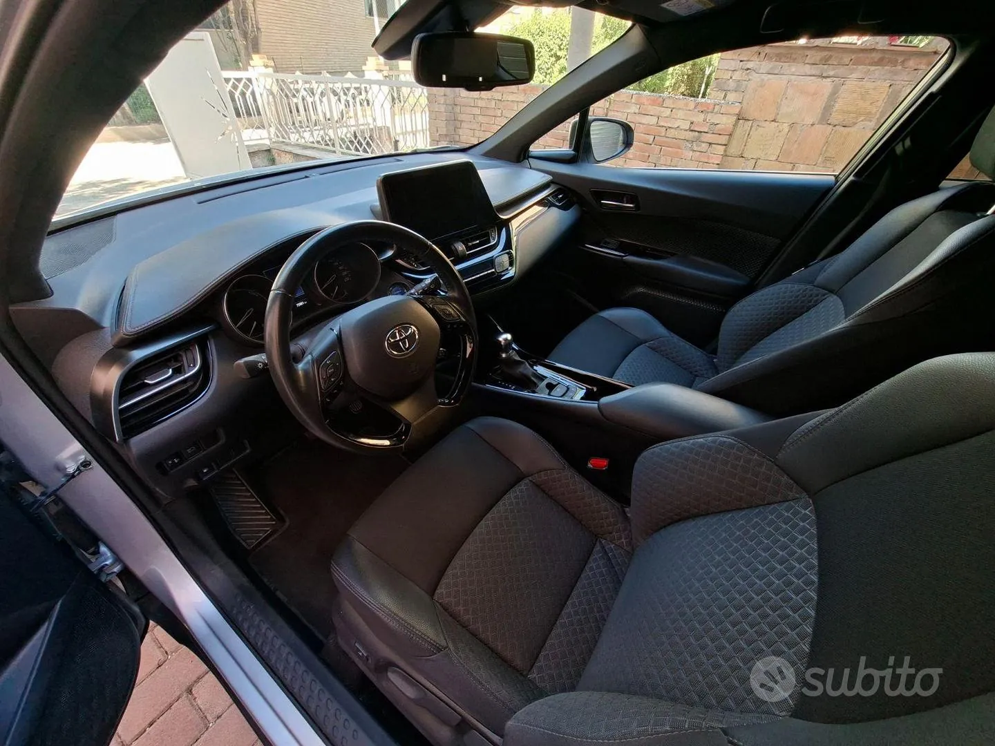Toyota C-Hr 2022 photo 3