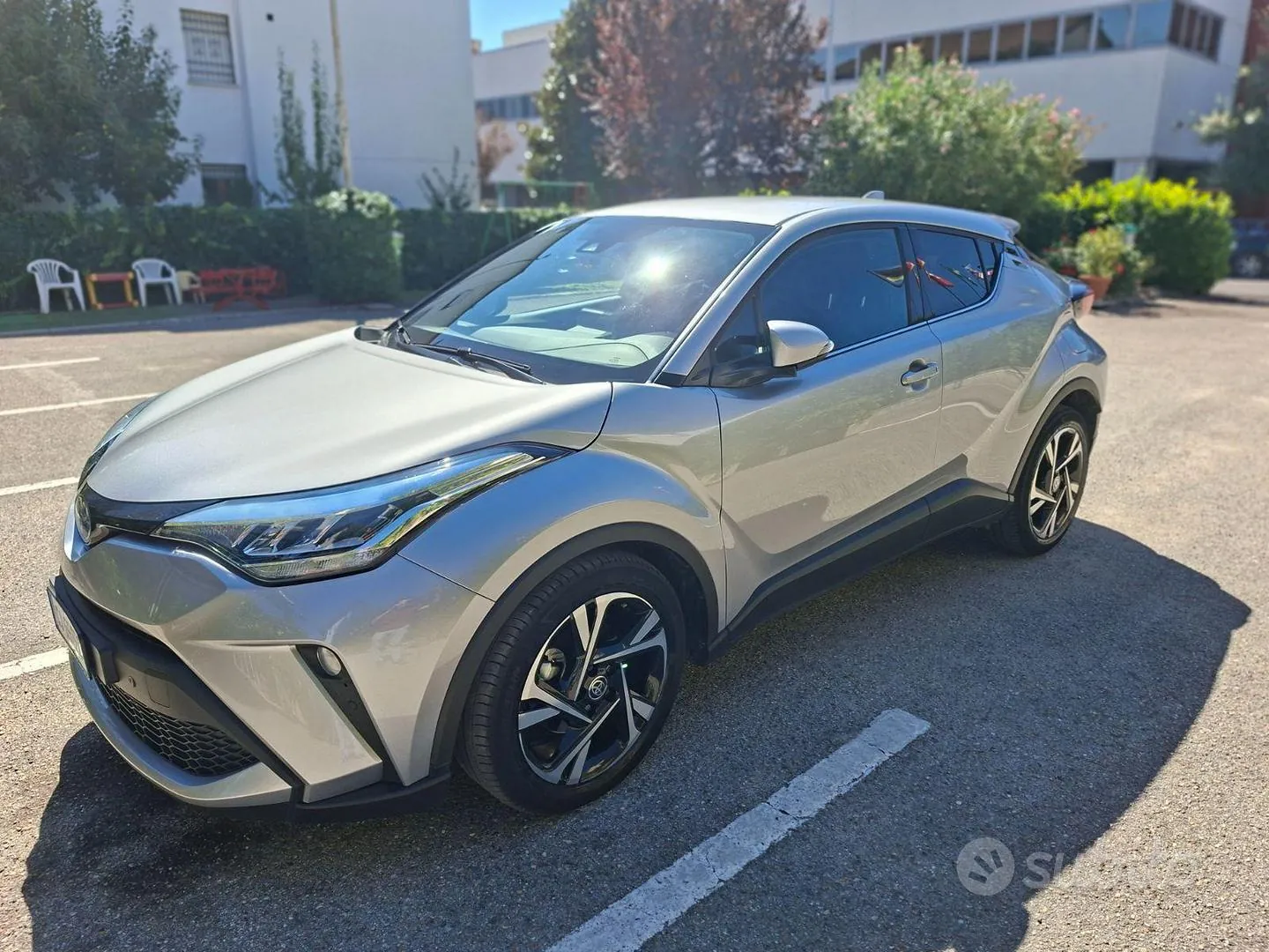 Toyota C-Hr 2022 photo 2