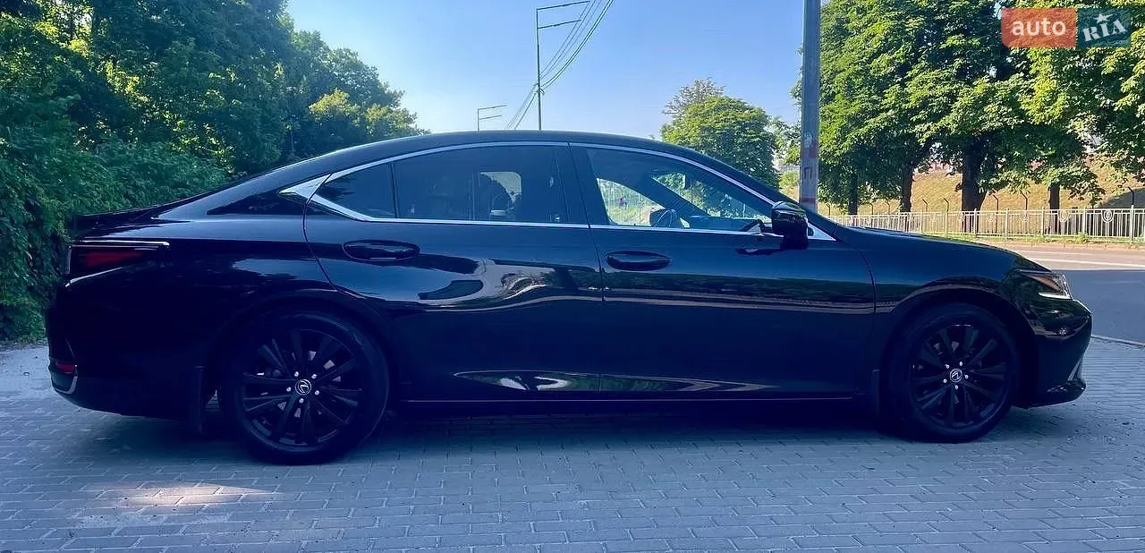 Lexus Es 2019 photo 5