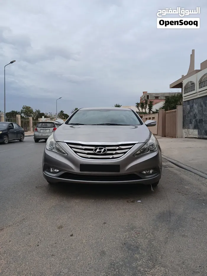 Hyundai Sonata 2011 photo 4