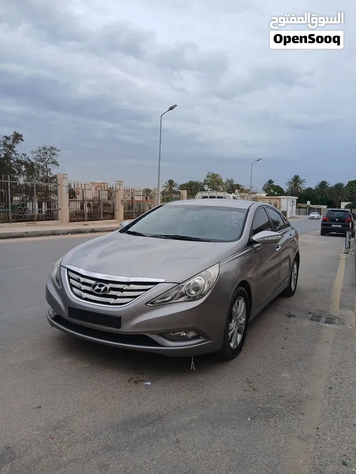 Hyundai Sonata 2011 photo 3