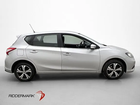 Nissan Pulsar 2015 photo 4