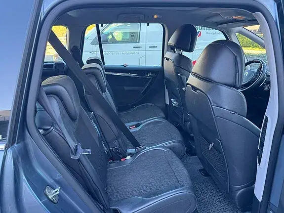 Citroen C4 Picasso 2011 photo 4