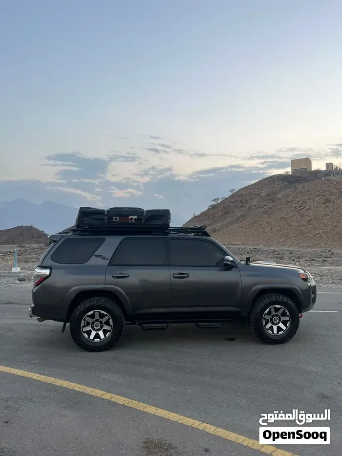 Toyota 4 Runner 2020 photo 4