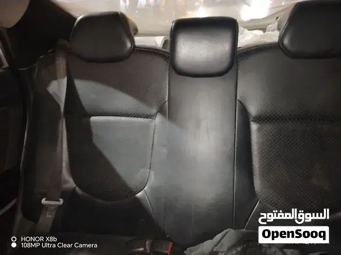 Hyundai Accent 2011 photo 2