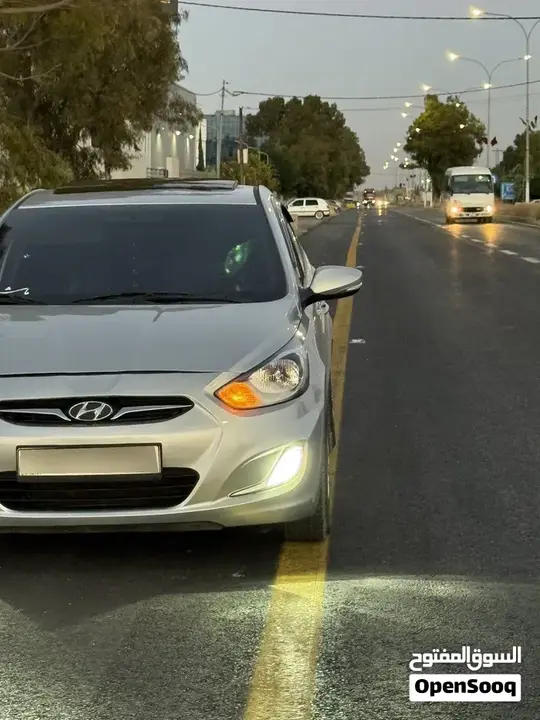 Hyundai Accent 2011 photo 5
