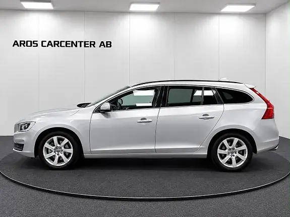 Volvo V60 2018 photo 2