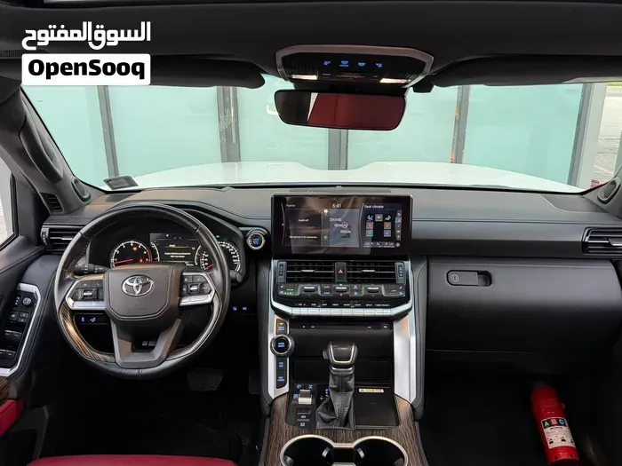 Toyota Land Cruiser 2023 photo 3