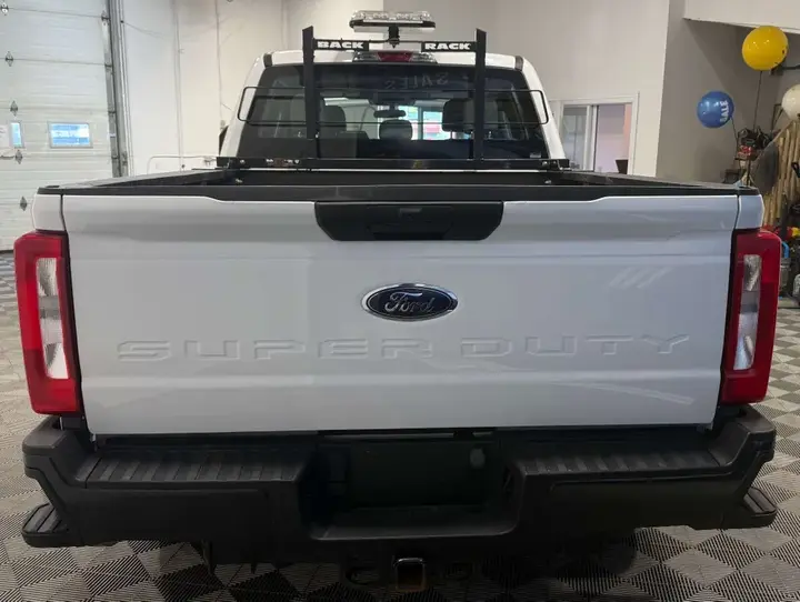 Ford F250 2023 photo 4