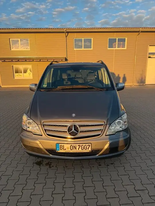 Mercedes-Benz Viano