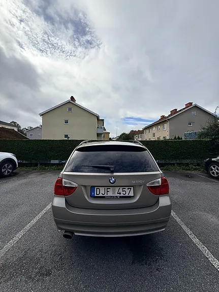 BMW 320I 2008 photo 3