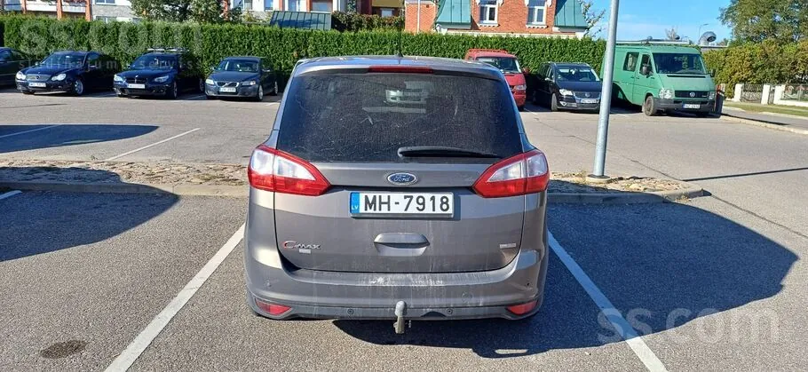 Ford Grand C-Max 2013 photo 2