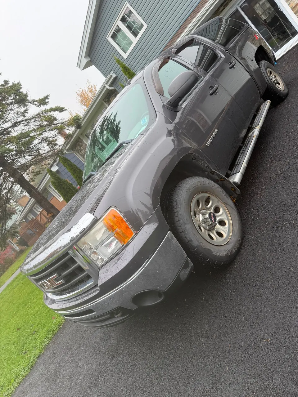 GMC Sierra 1500 2011 photo 2