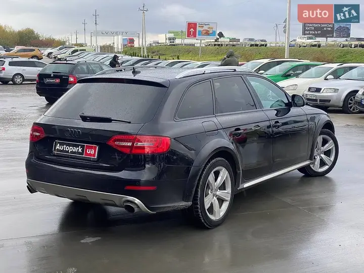 Audi A4 2015 photo 5