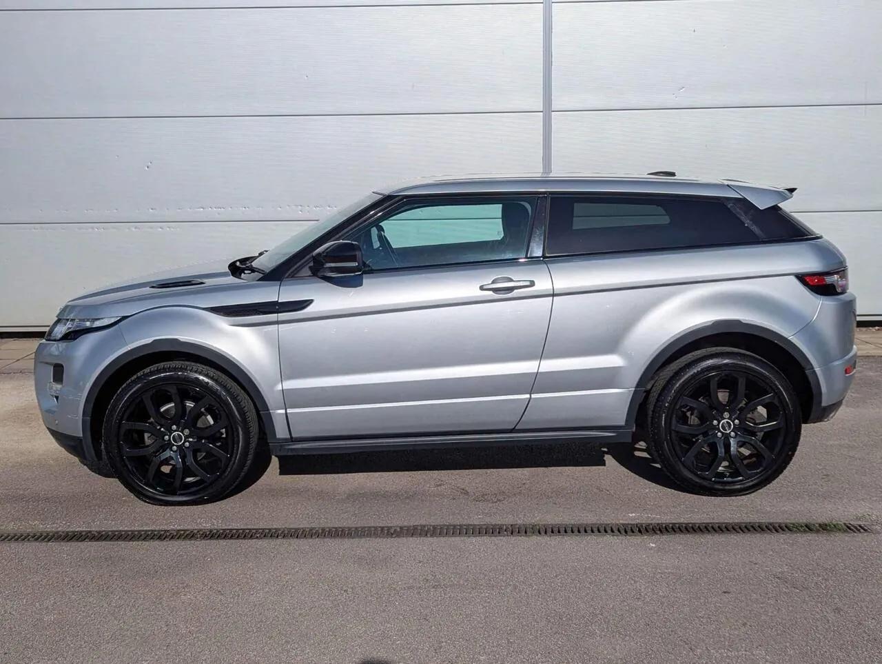 Land Rover Range Rover Evoque 2012 photo 2