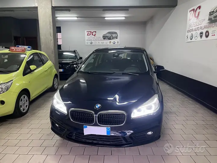 BMW 2 Series Active Tourer 2015 photo 4