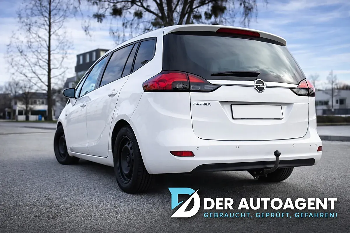 Opel Zafira 2017 photo 2