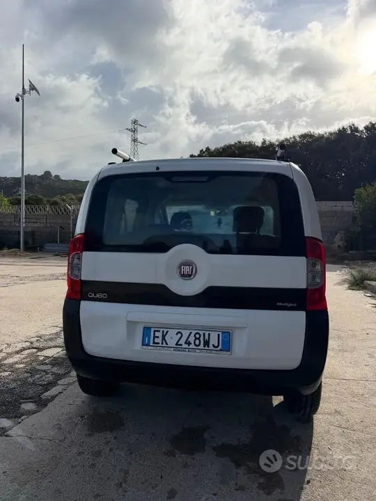 Fiat Qubo 2012 photo 2