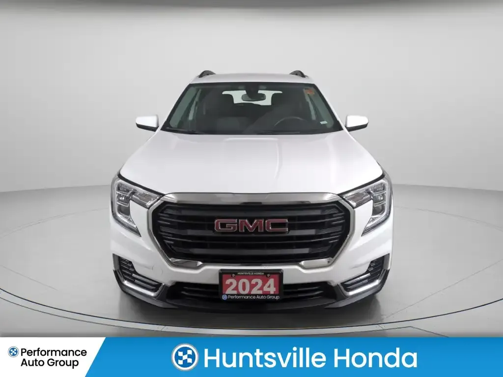 GMC Terrain 2024 photo 2