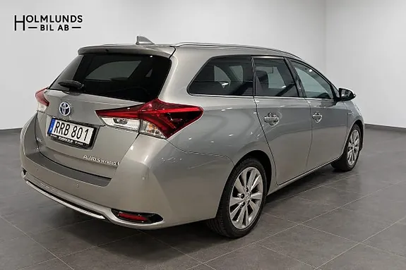 Toyota Auris 2016 photo 3