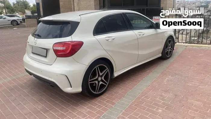 Mercedes-Benz A-Class 2015 photo 2