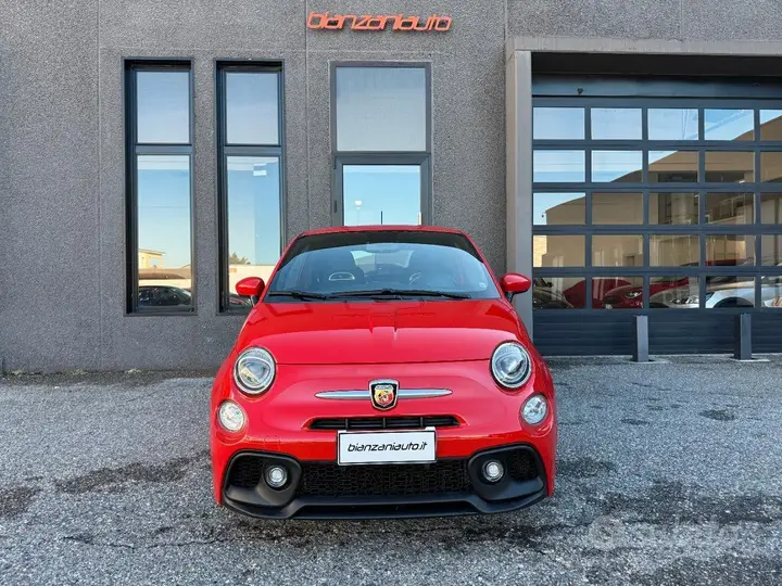 Abarth 595 2021 photo 2