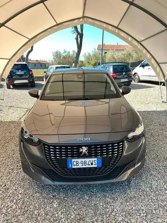 Peugeot 208 2021 photo 4