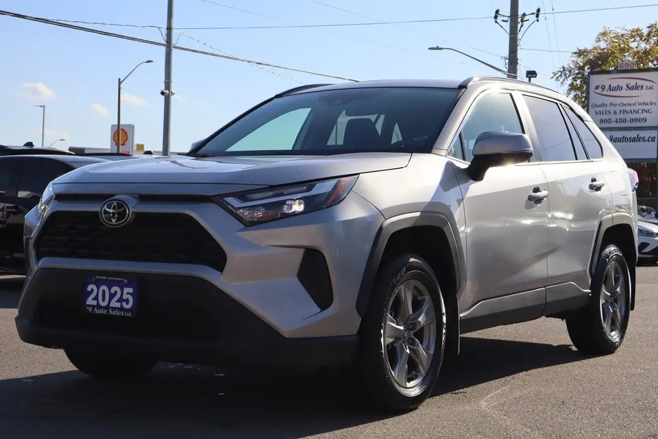 Toyota Rav4 2025 photo 3