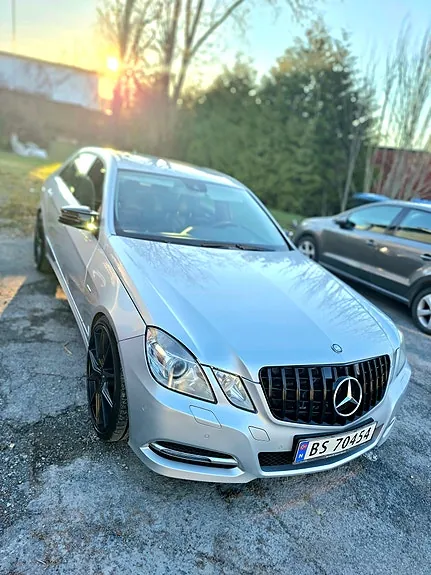 Mercedes-Benz E220 D 2011 photo 2